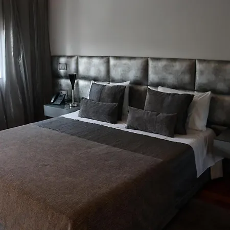 إف إتش 4*